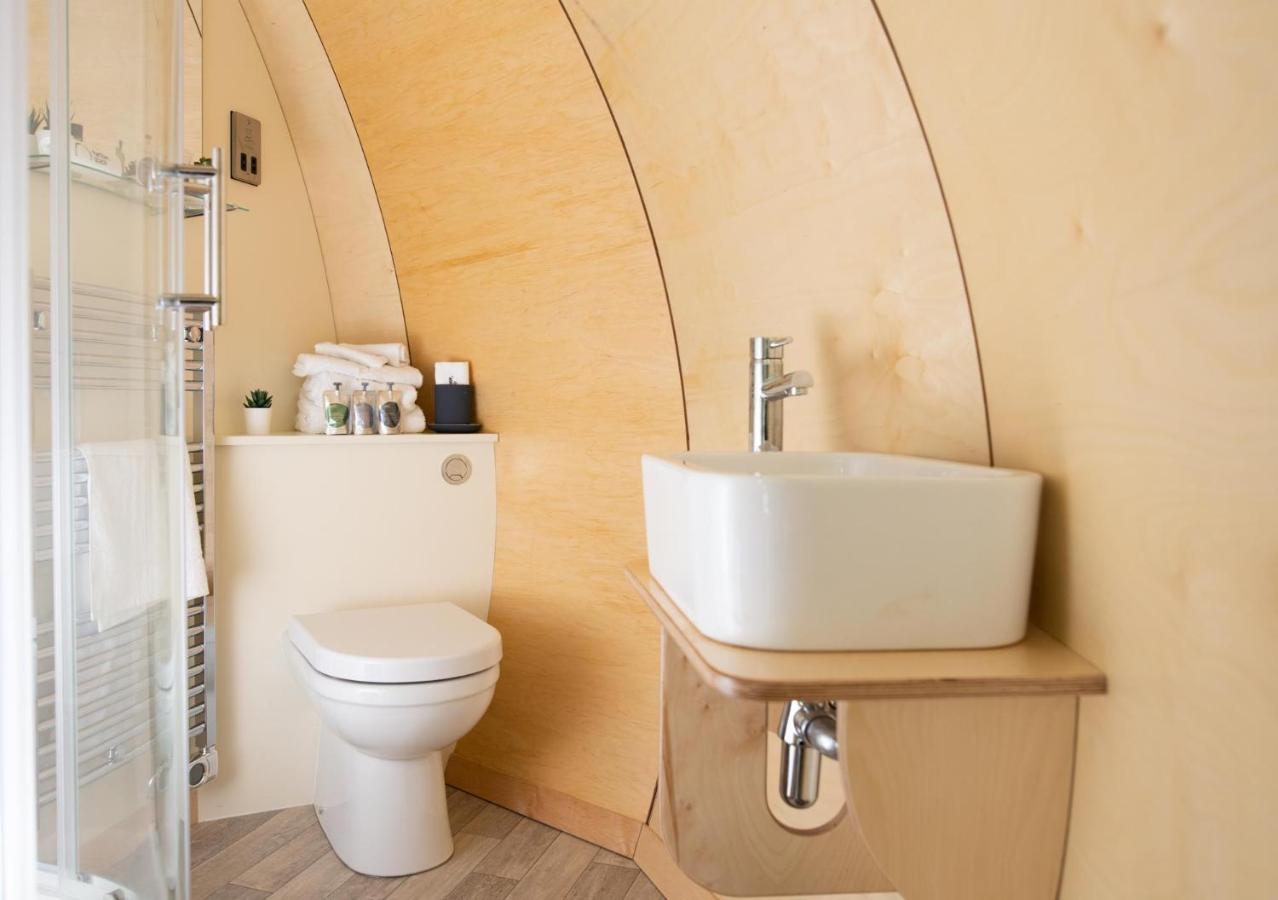 Further Space At Hillhead Farm Luxury Glamping Pods, Dumfries, Scotland Eksteriør billede